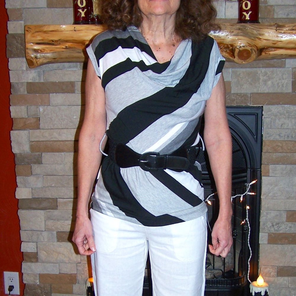 A. BYER     GREY / WHITE and BLACK STRIPED SHIRT w BELT TIE - Picture 2 of 8